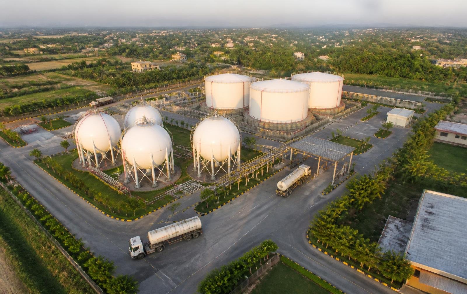 Conceptual visualisation of an LPG storage plant with bulk tanks and tanker access roads